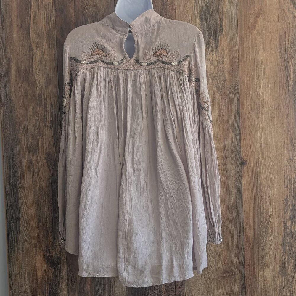 Free People Beige Beaded Tunic Deep V Cutout Mockneck BoHo Blouse S - Picture 6 of 8